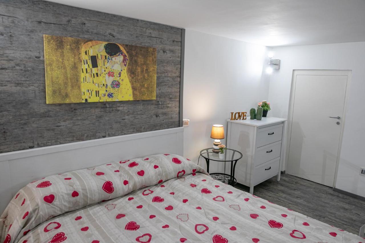 Salerno Mare E Luci Deluxe Lägenhet Exteriör bild