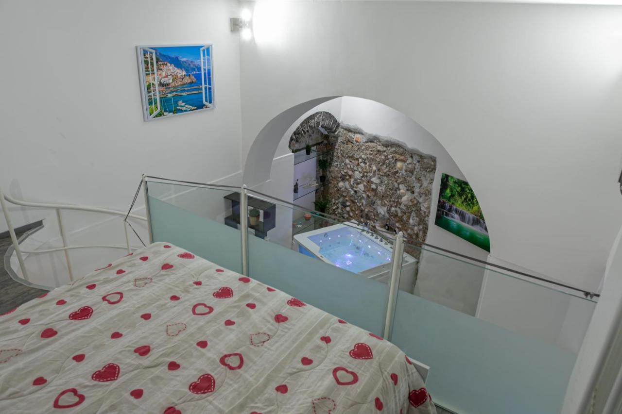 Salerno Mare E Luci Deluxe Lägenhet Exteriör bild