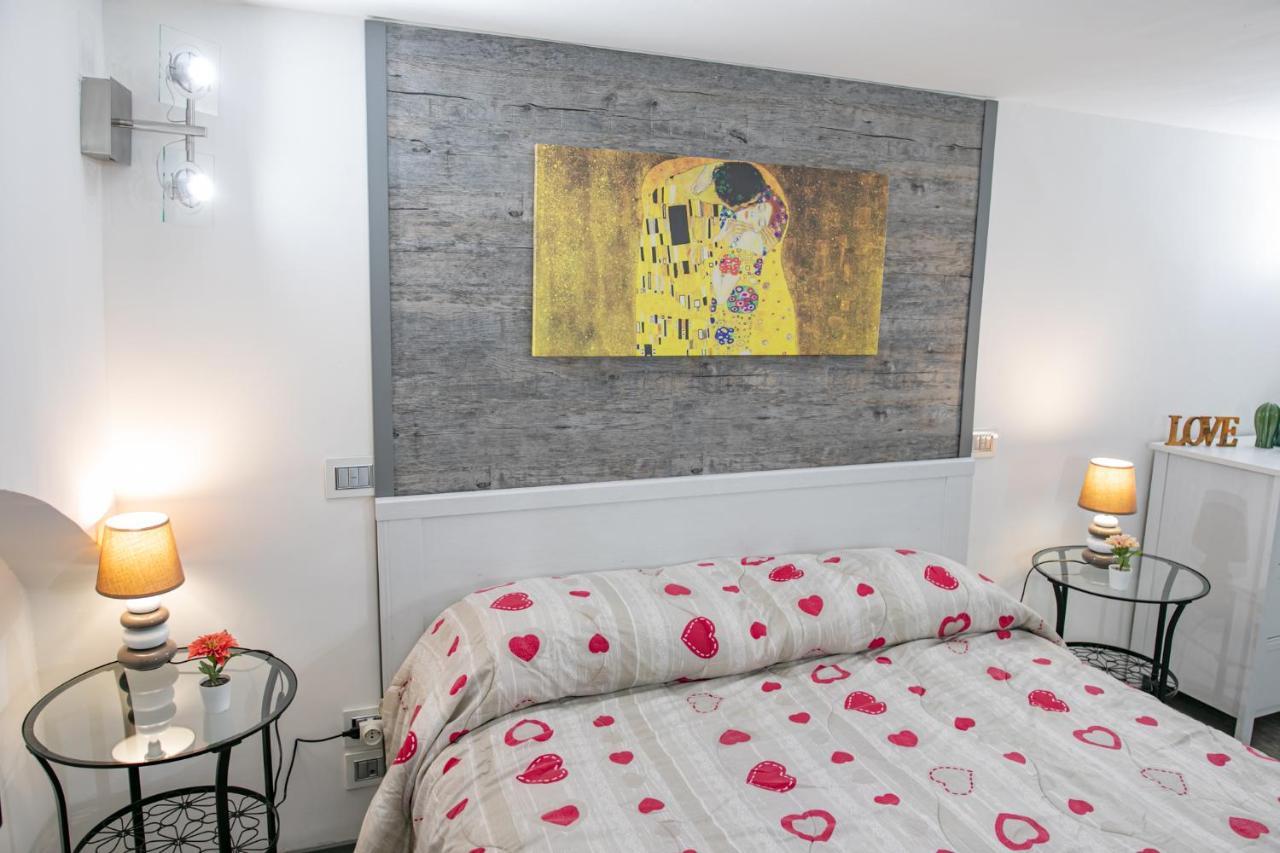 Salerno Mare E Luci Deluxe Lägenhet Exteriör bild