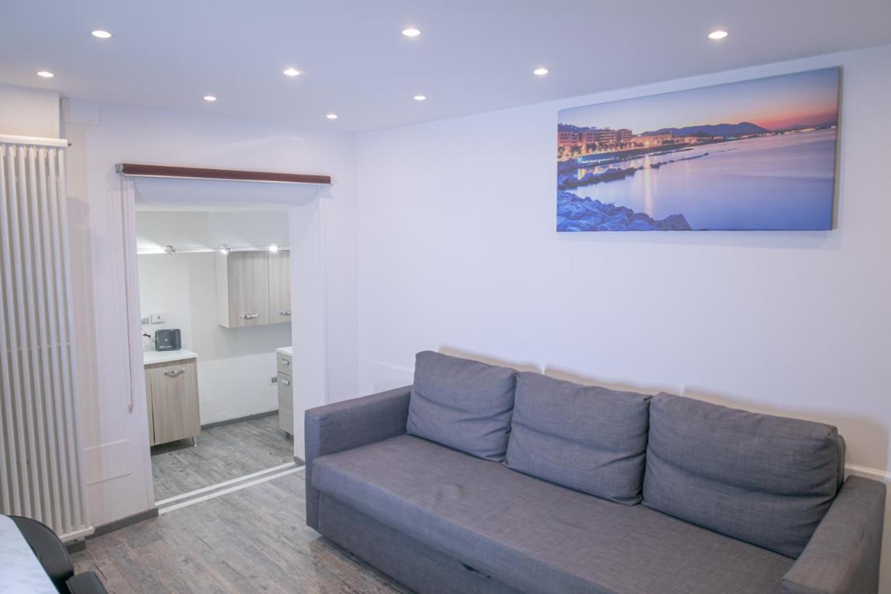 Salerno Mare E Luci Deluxe Lägenhet Exteriör bild